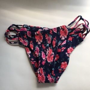 Beautiful pattern Tori Praver bikini bottom